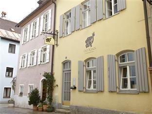 Old Kings Design Hostel